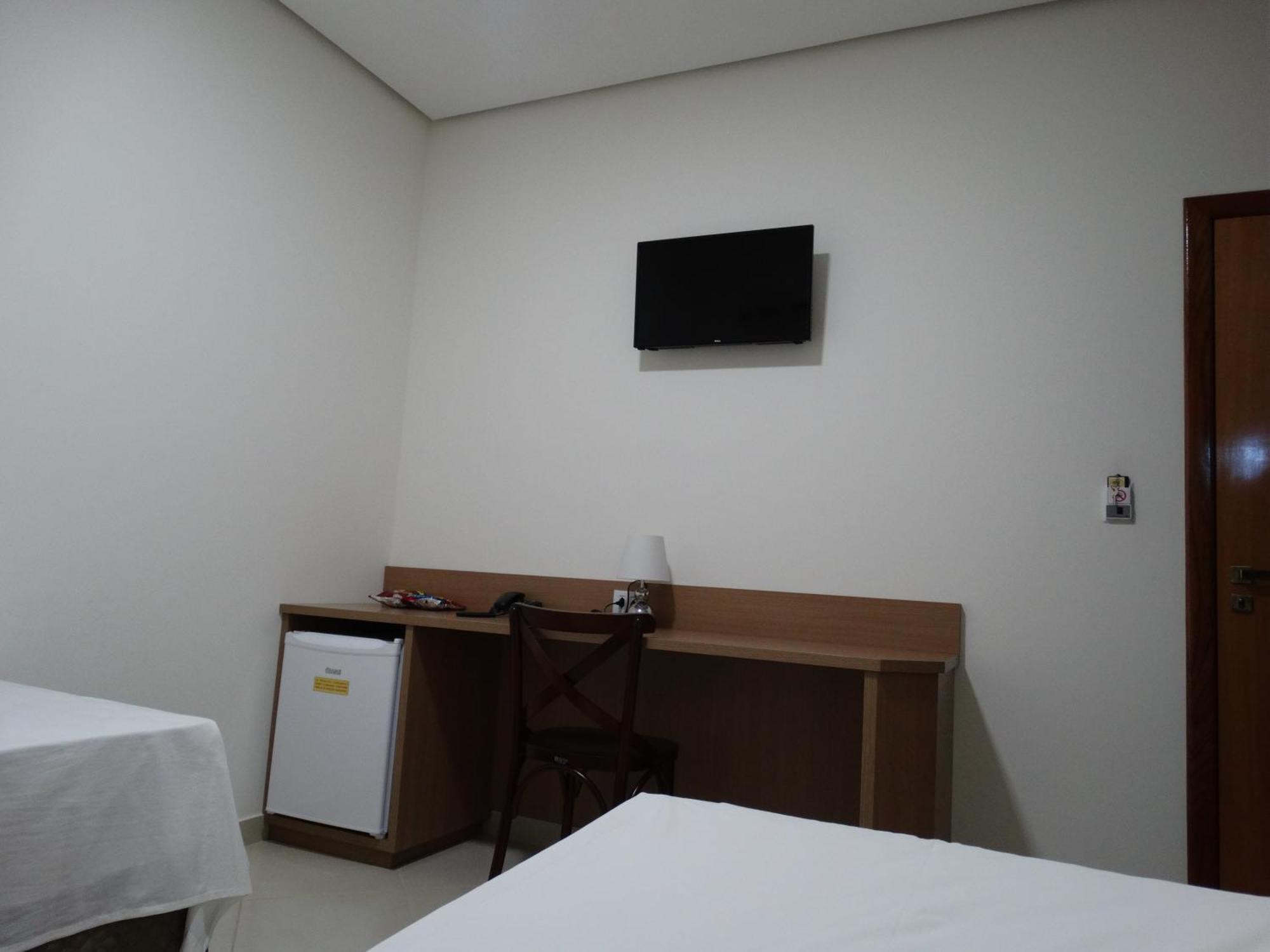 Hotel E Restaurante Sabor De Minas Salinas  Kamer foto